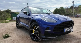 Aston Martin DBX707 Aston Martin DBX707