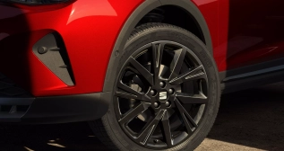 SEAT Arona Black Edition 03