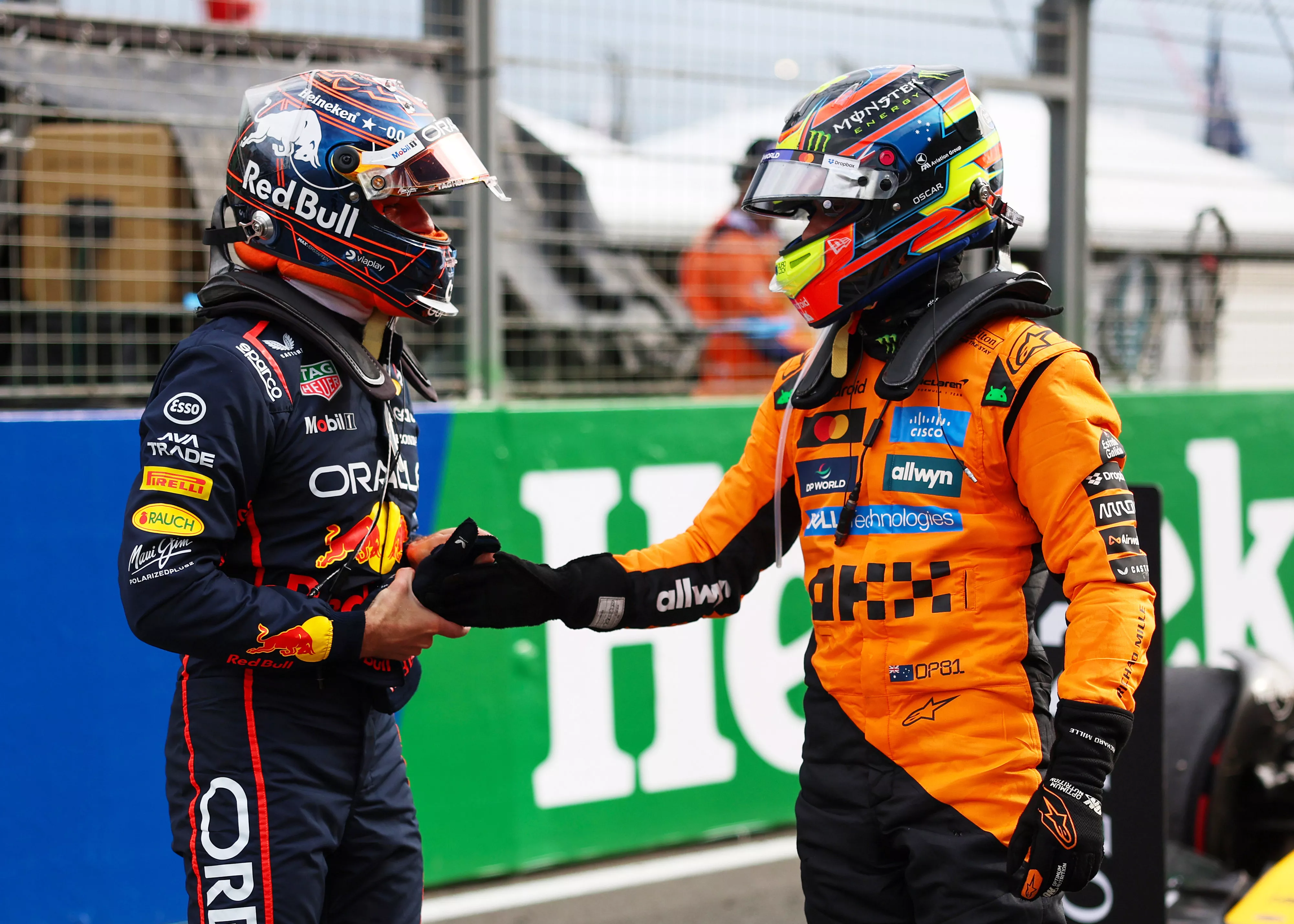 Verstappen y Piastri en el GP de Países Bajos / X RED BULL Verstappen y Piastri en el GP de Países Bajos / X RED BULL