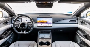 Interior del BYD Seal 6 DM-i