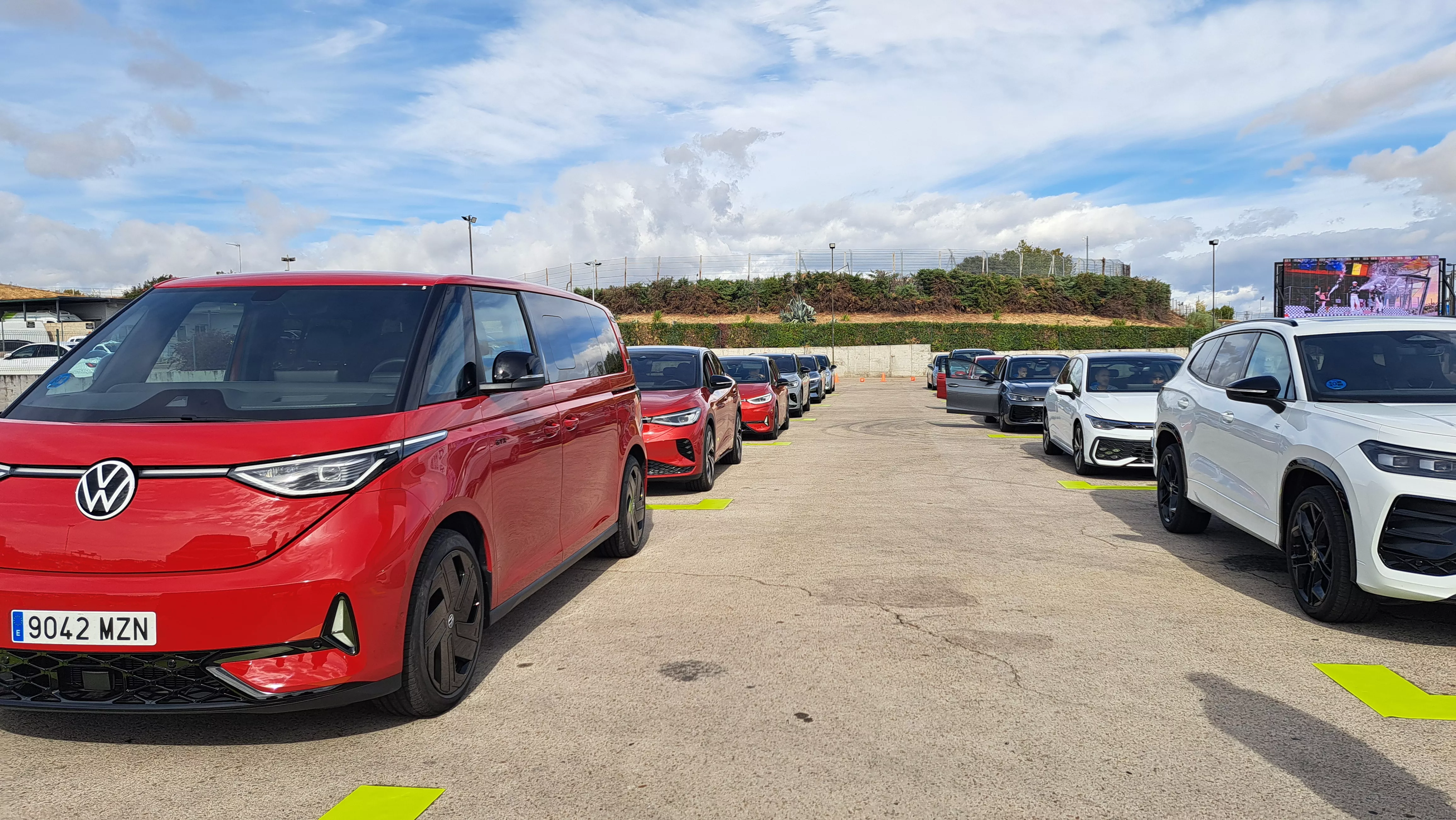 Coches eléctricos e híbridos enchufables de Volkswagen en la prueba de eficiencia Coches eléctricos e híbridos enchufables de Volkswagen en la prueba de eficiencia