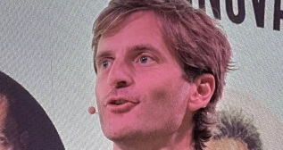 Antonio Espinosa de los Monteros, CEO de LIUX, en Auto Mobility Trends Madrid Antonio Espinosa de los Monteros, CEO de LIUX, en Auto Mobility Trends Madrid