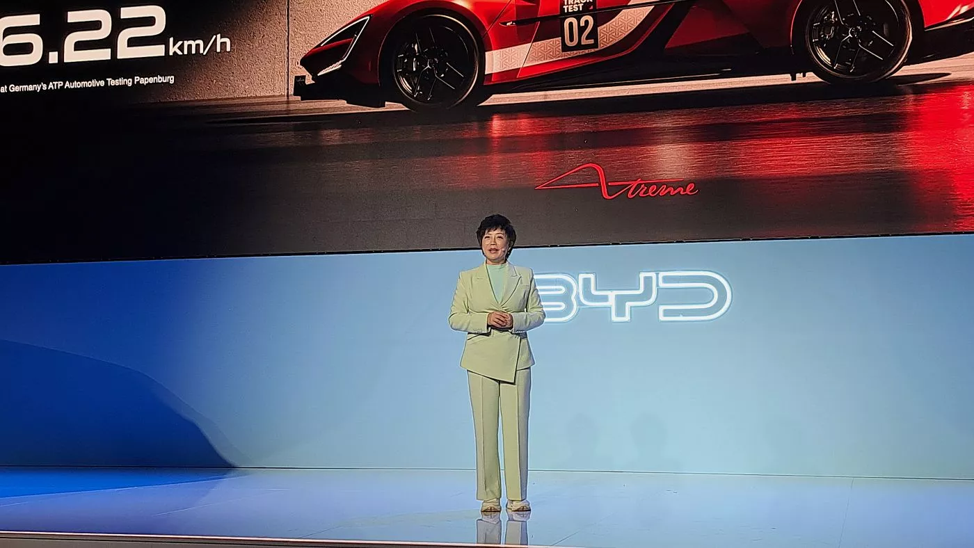 Stella Li, vicepresidenta de BYD, en Barcelona