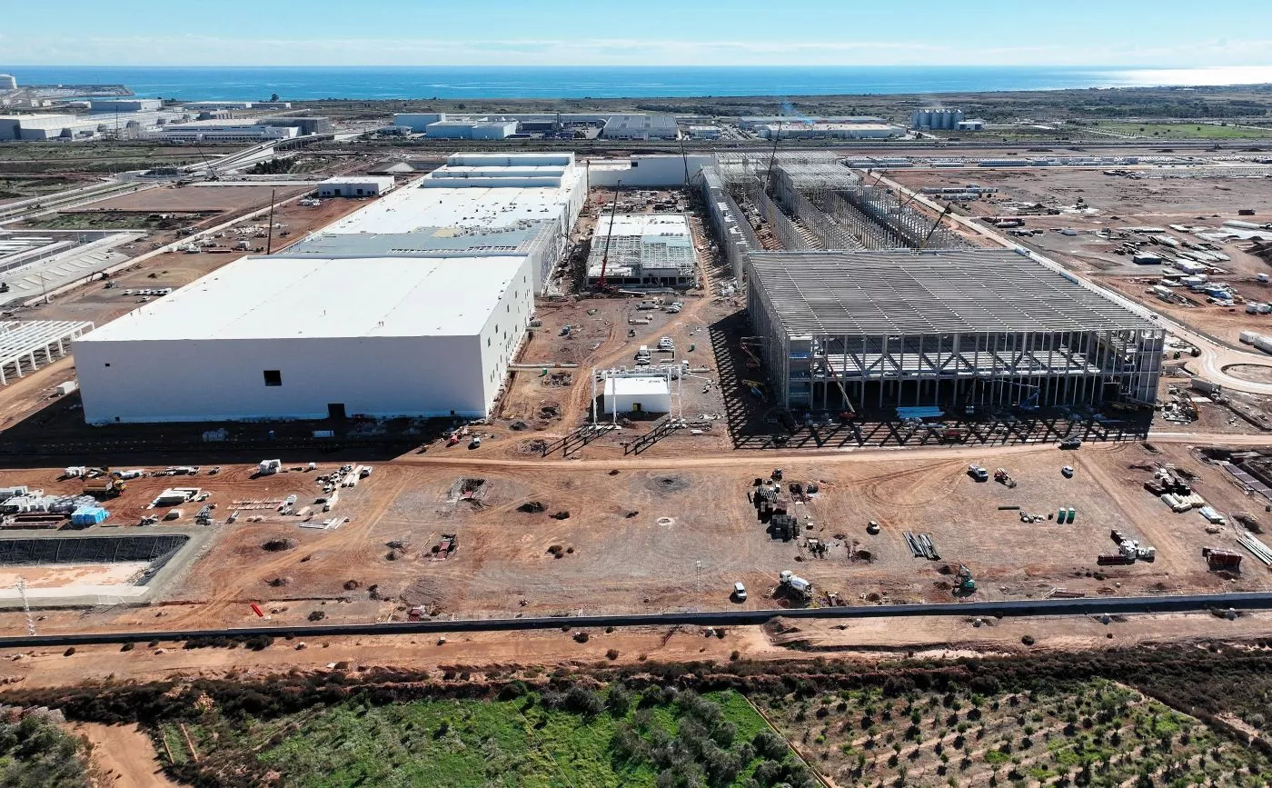 Edificios de la gigafactoría de PowerCo en Sagunt