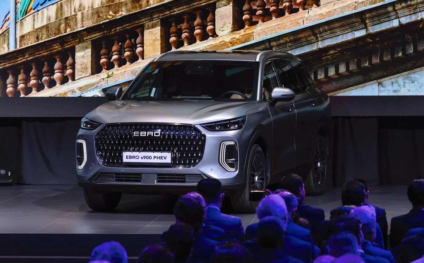 Presentación del Ebro S900