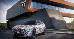 Cupra Raval en la sede de la marca en Martorell