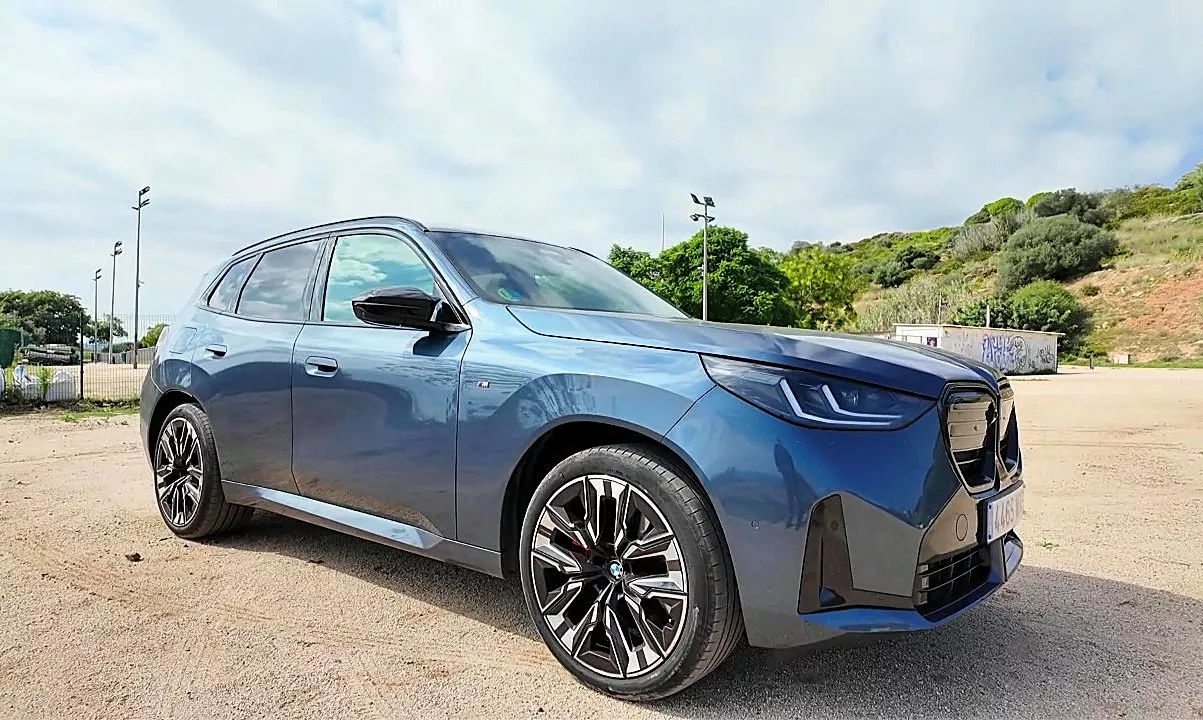 BMW X3 M50 en la prueba de Coche Global