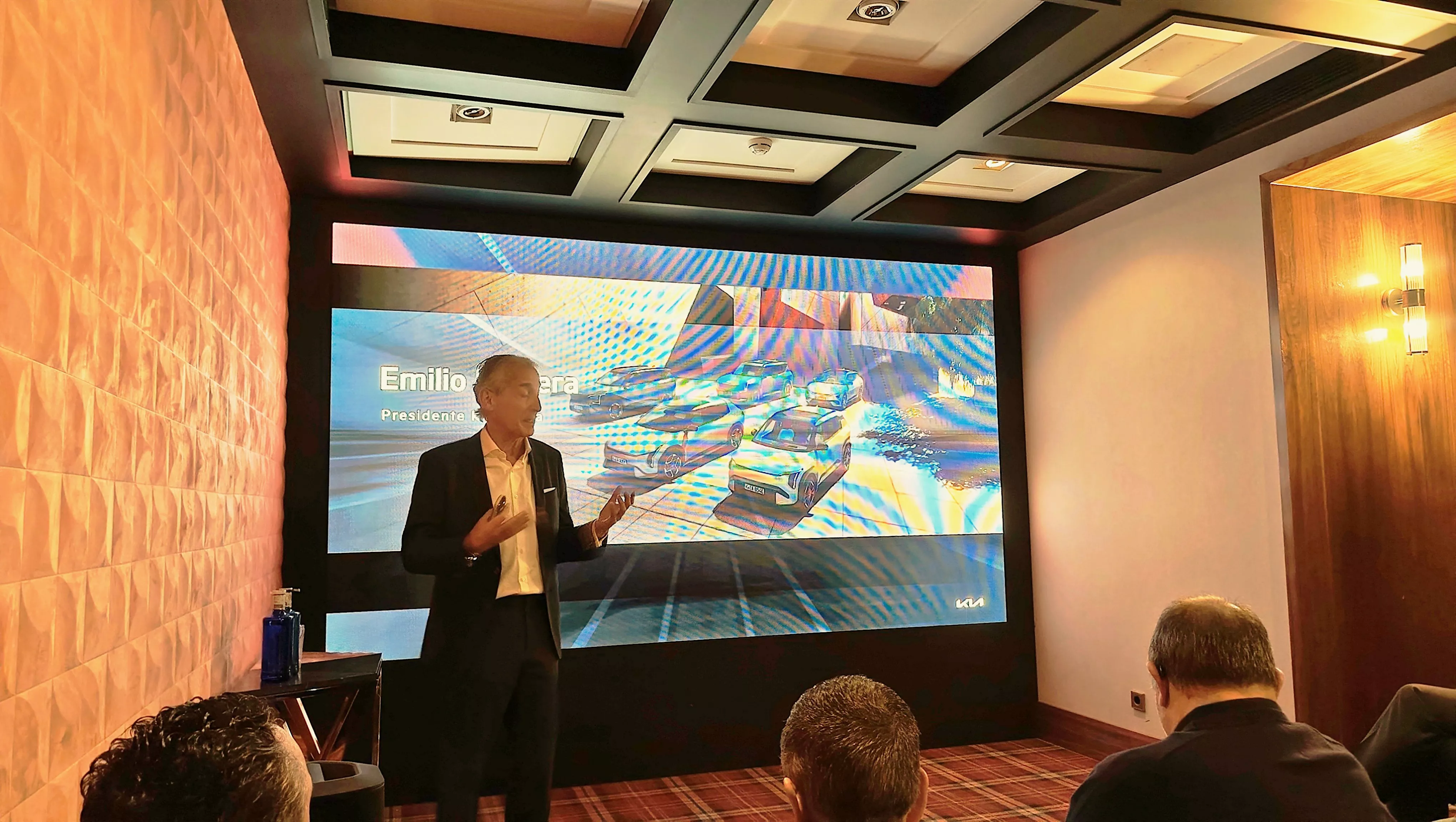Emilio Herrera, presidente de Kia Iberia habla de la estrategia de ventas para la marca en 2026