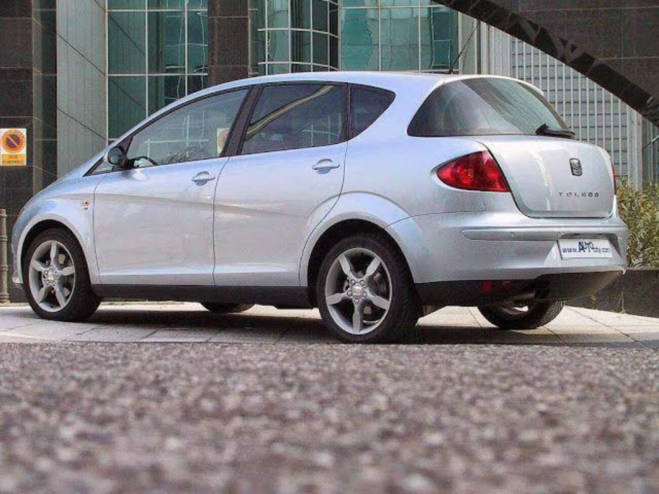 seat-toledo-sport-up