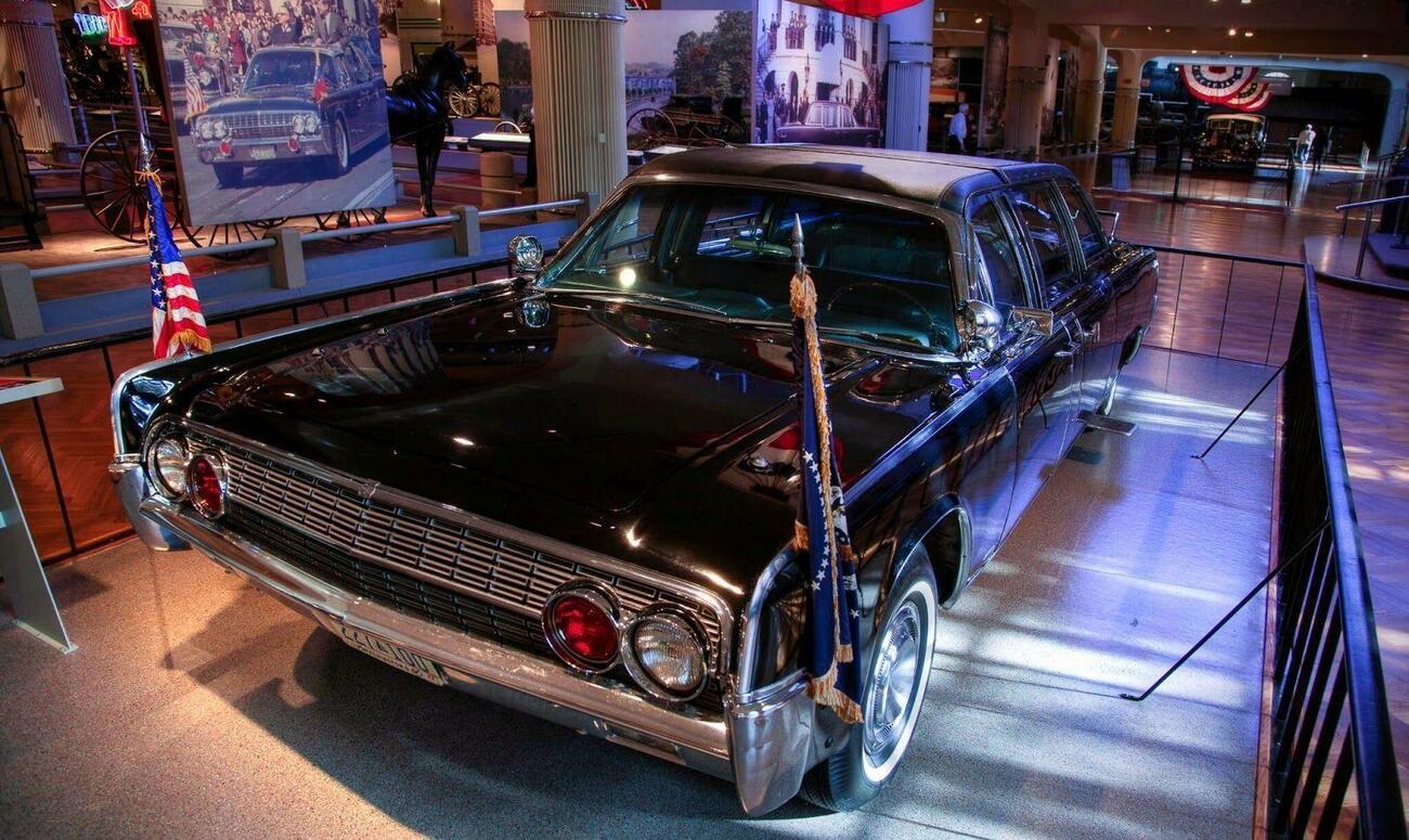 Imagen de la limusina Lincoln Continental Imagen de la limusina Lincoln Continental