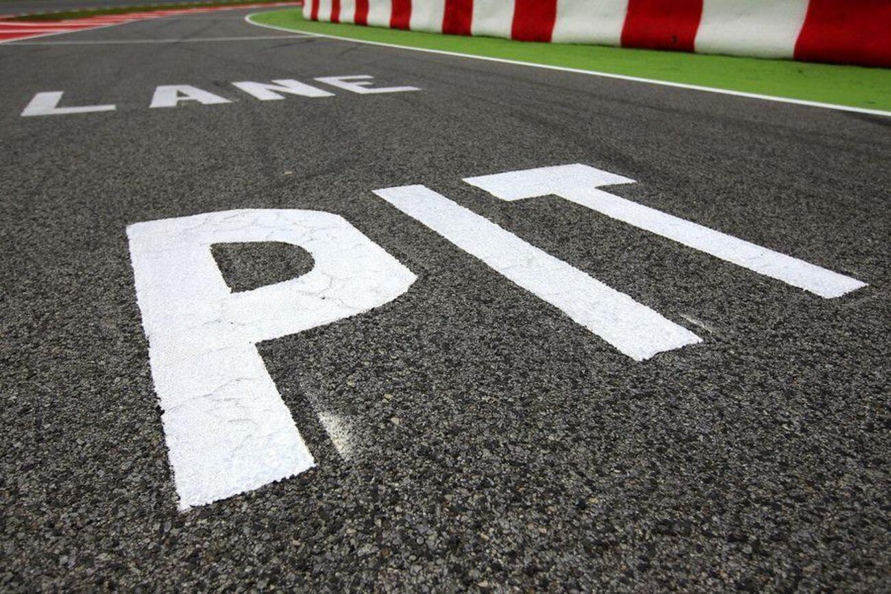 En la carrera hubo 82 entradas al Pit Lane / FIA