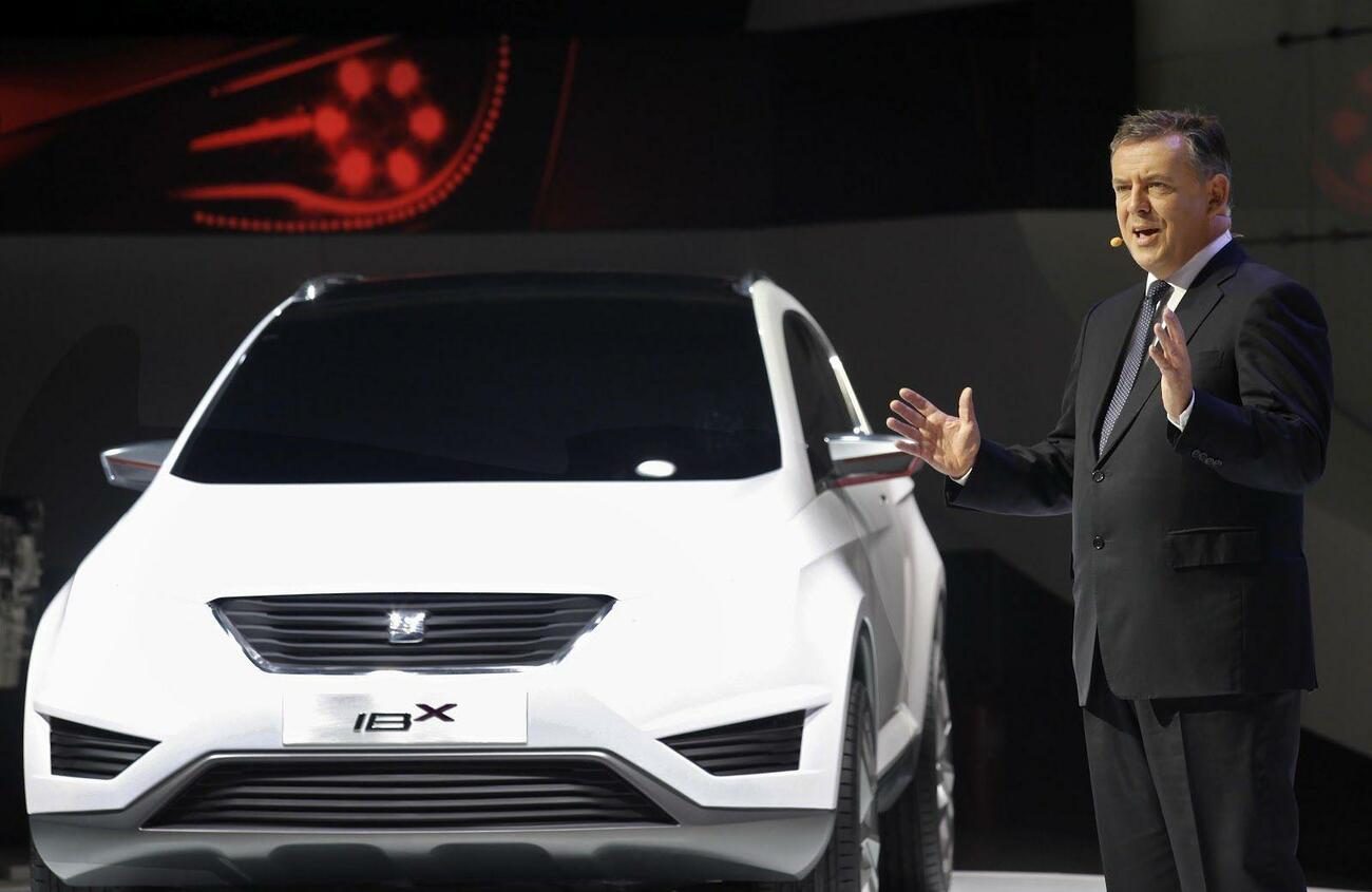 James Muir junto al prototipo IBX / SEAT James Muir junto al prototipo IBX / SEAT