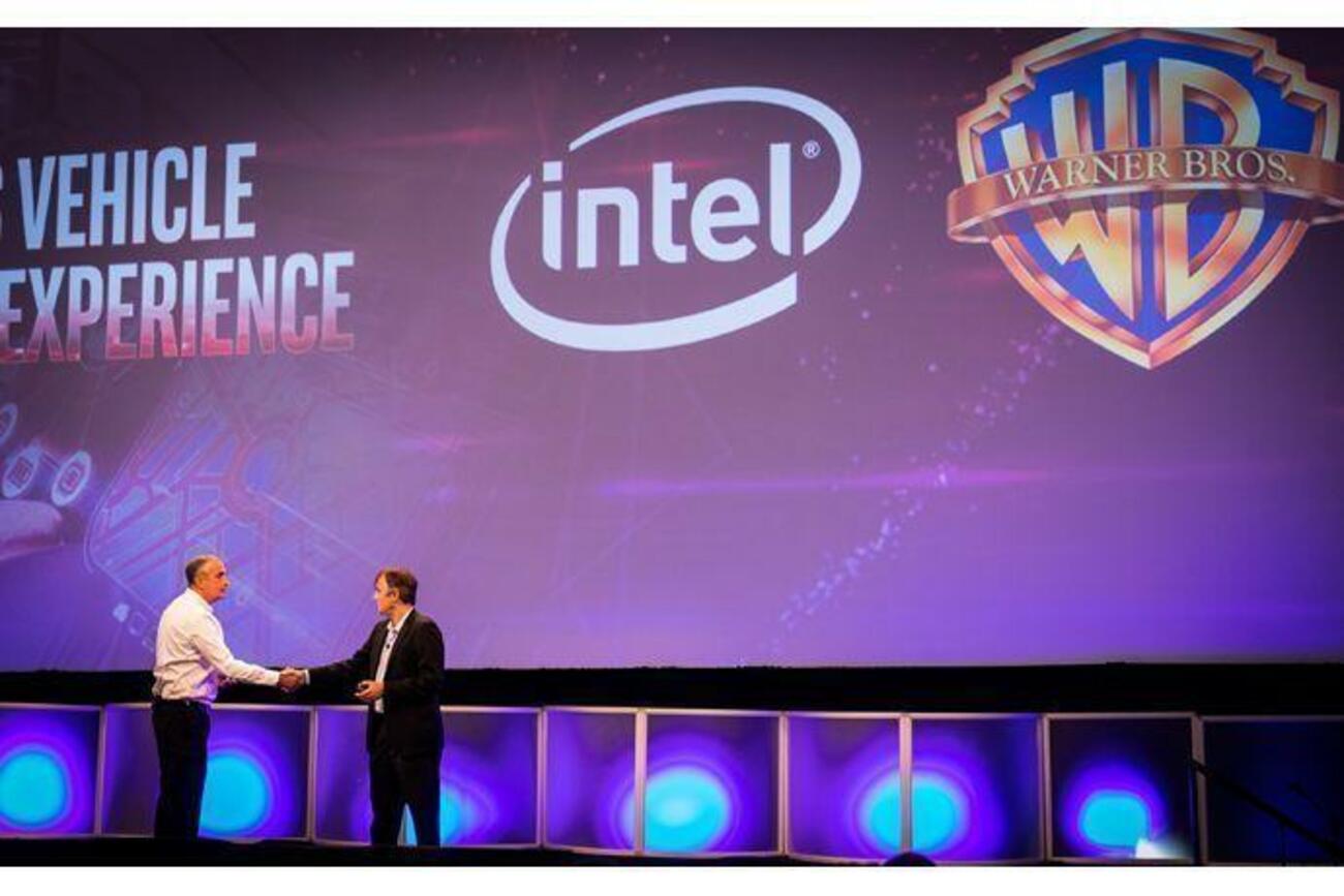 Brian Krzanich, CEO de Intel Corporation (izq.) y Thomas Gewecke Brian Krzanich, CEO de Intel Corporation (izq.) y Thomas Gewecke