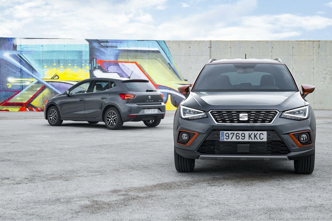 Dos modelos del Seat Ibiza Dos modelos del Seat Ibiza