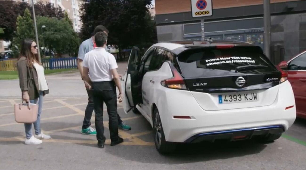 Prueba a domicilio de Nissan Leaf y Amazon Prueba a domicilio de Nissan Leaf y Amazon