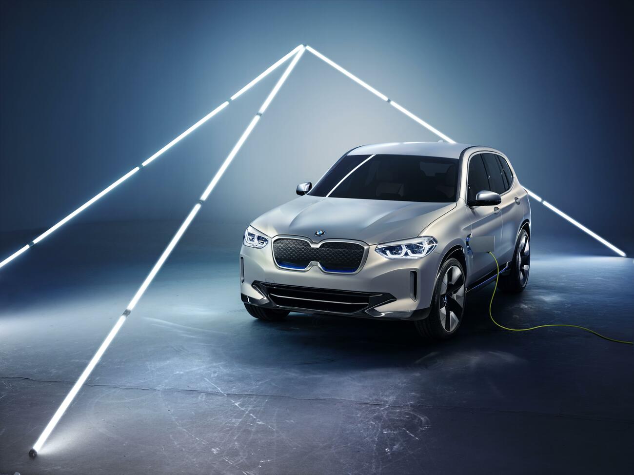 Modelo eléctrico iX3 de BMW fabricado en China