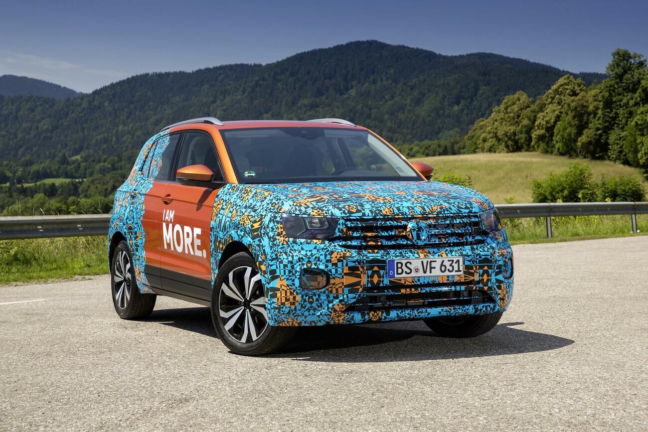 El nuevo Volkswagen SUV pequeño T-Cross en la factoría de Navarra