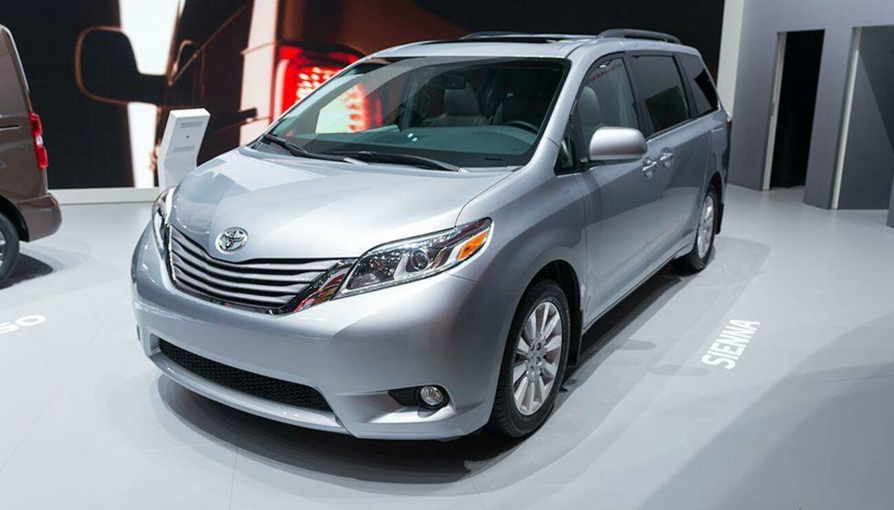 El modelo monovolumen Toyota Sienna El modelo monovolumen Toyota Sienna