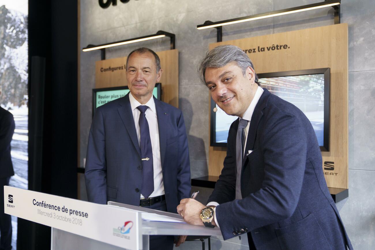Seat firma acuerdo con Asociación Francesa de Gas Natural para Vehículos