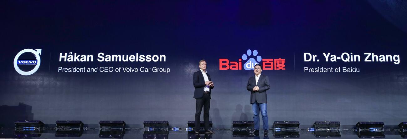 Los consejeros delegados de Volvo y Baidu presentan el acuerdo sobre coche autónomo