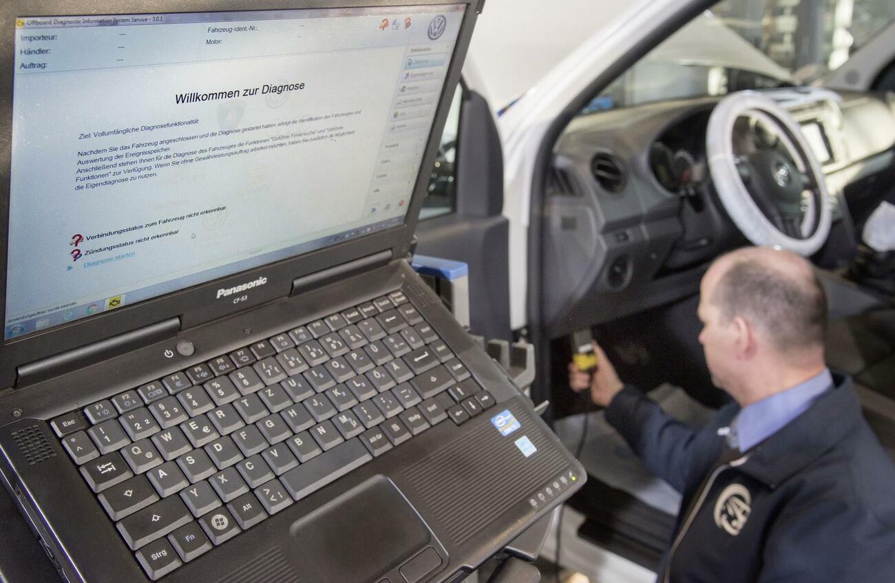 Prueba de control del software de un motor de Volkswagen.