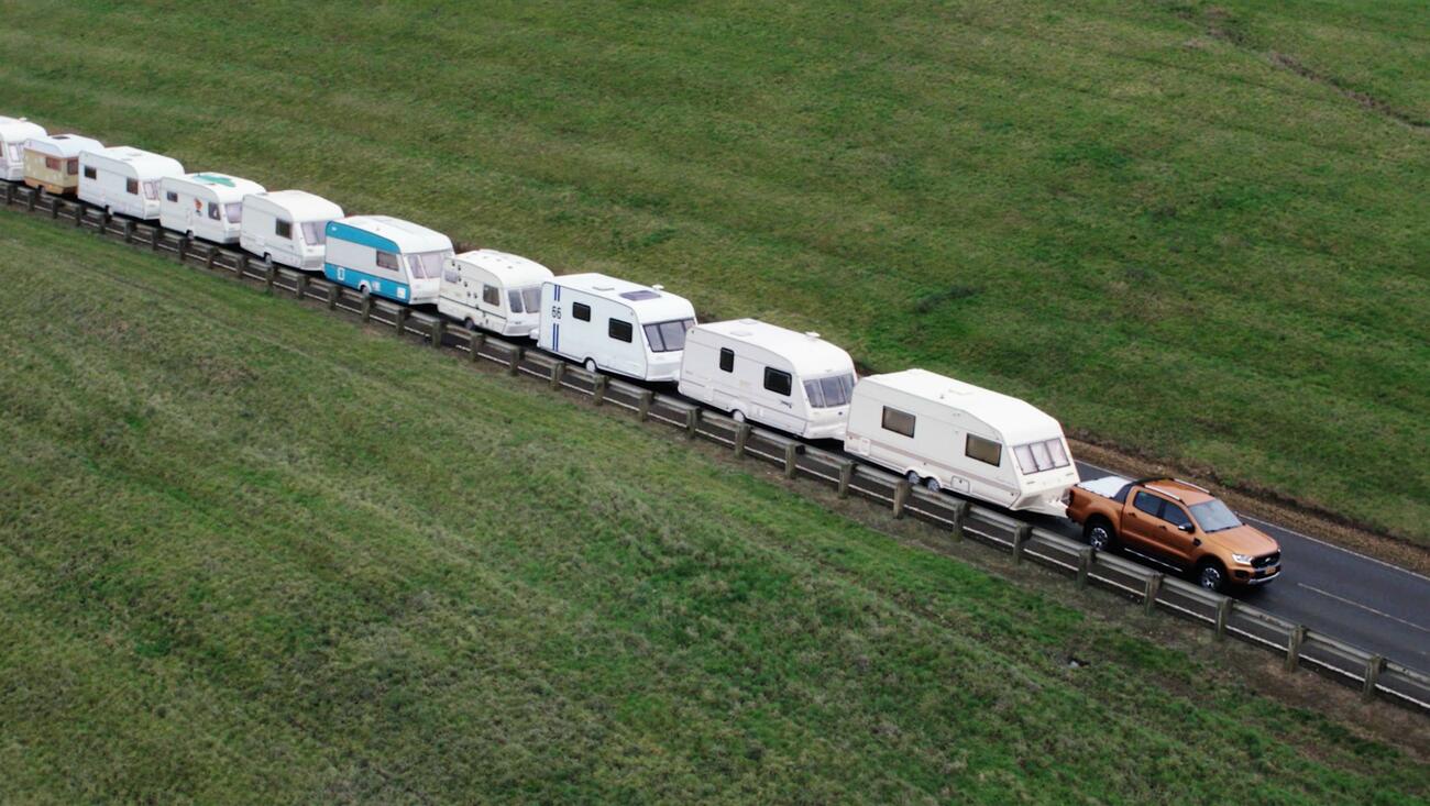 Prueba del nuevo Ford Ranger remolcando 15 caravanas