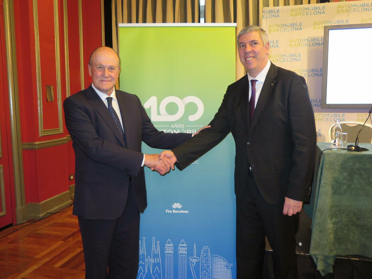 Enrique Lacalle y José Vicente de los Mozos en la presentación de Automobile Barcelona