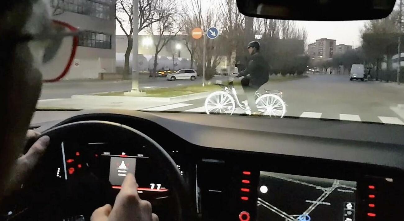 Así funciona el 5G en un coche conectado Medio Moment (3)