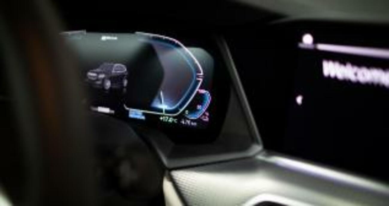 Interior del nuevo BMW X5, que tendrá un espejo retrovisor de Ficosa para pagar peajes Interior del nuevo BMW X5, que tendrá un espejo retrovisor de Ficosa para pagar peajes