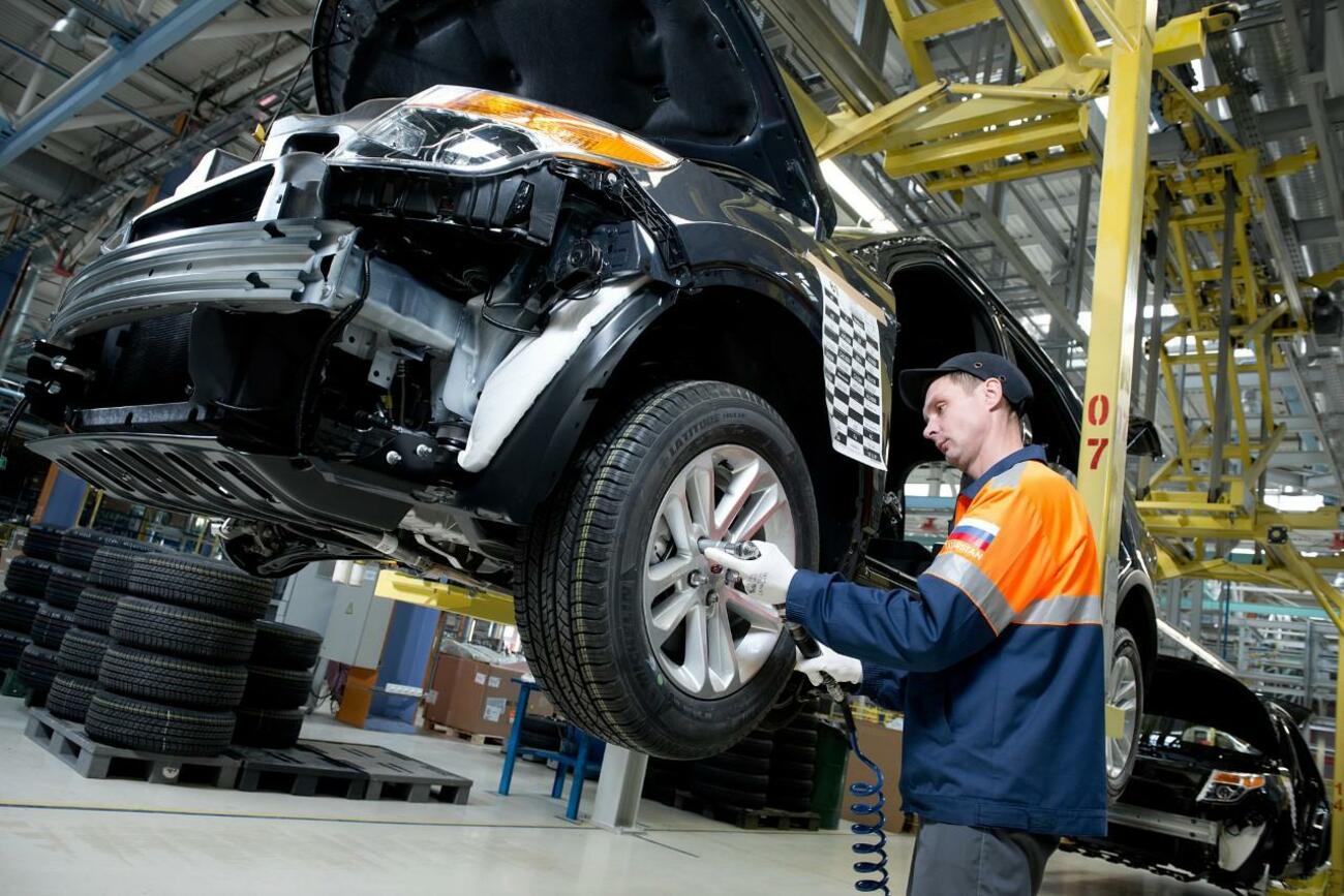 Trabajador de una fábrica de Ford en Rusia que cerrará en 2019 Trabajador de una fábrica de Ford en Rusia que cerrará en 2019