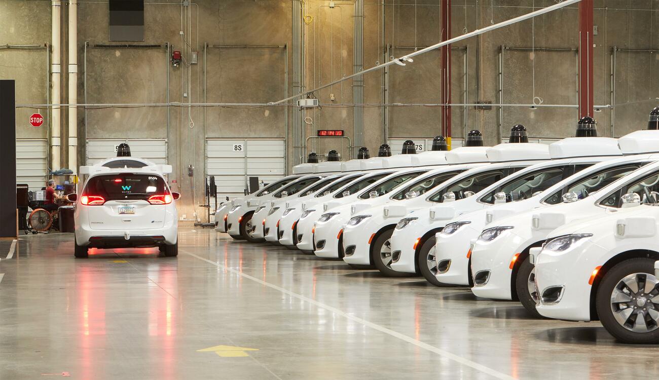 Instalaciones de Waymo para adaptar coches autónomos Instalaciones de Waymo para adaptar coches autónomos