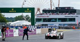 Victoria del coche de Toyota de Fernando Alonso en Le Mans / ACO