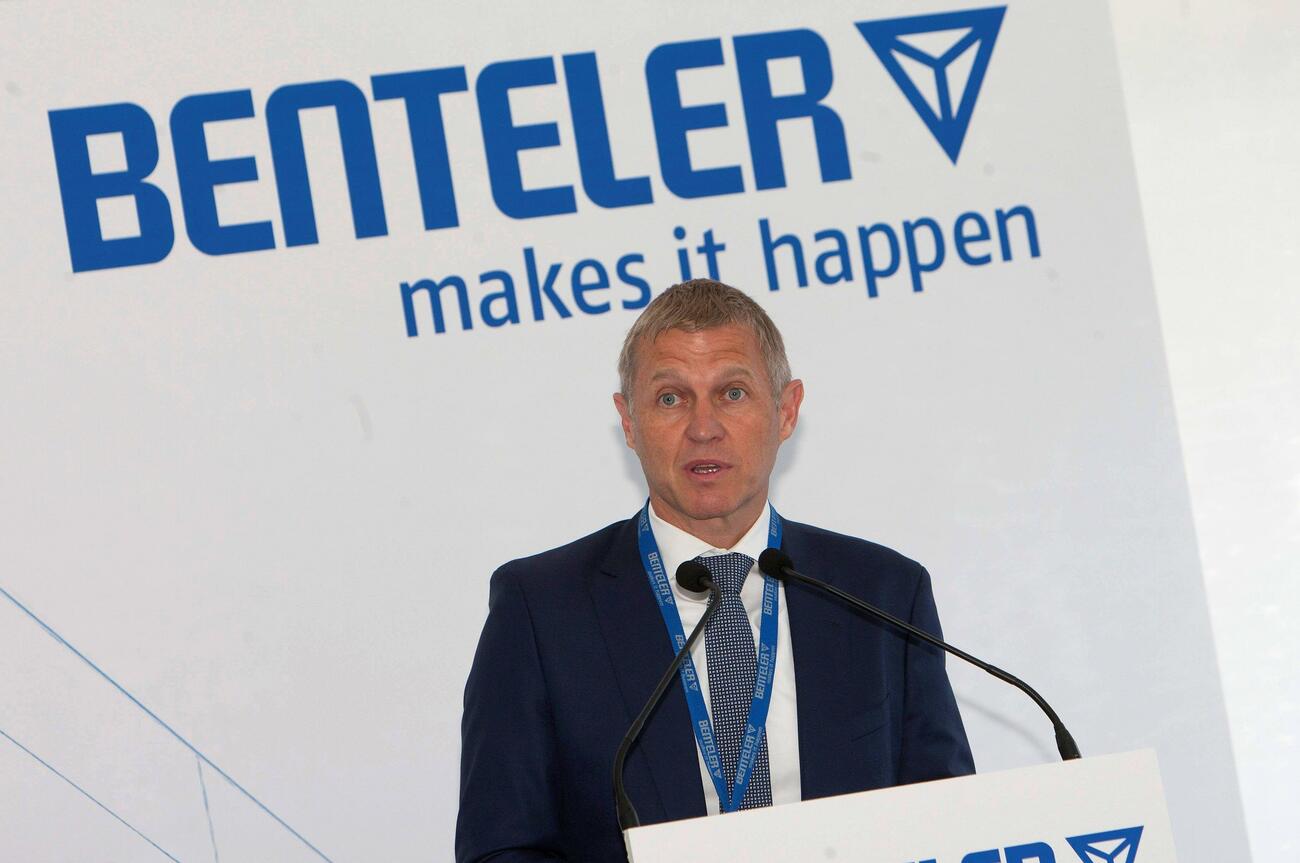 El consejero delegado de Benteler, Ralf Göttel, en la inauguración de la planta de Pontevedra / EFE / Salvador Sas El consejero delegado de Benteler, Ralf Göttel, en la inauguración de la planta de Pontevedra / EFE / Salvador Sas