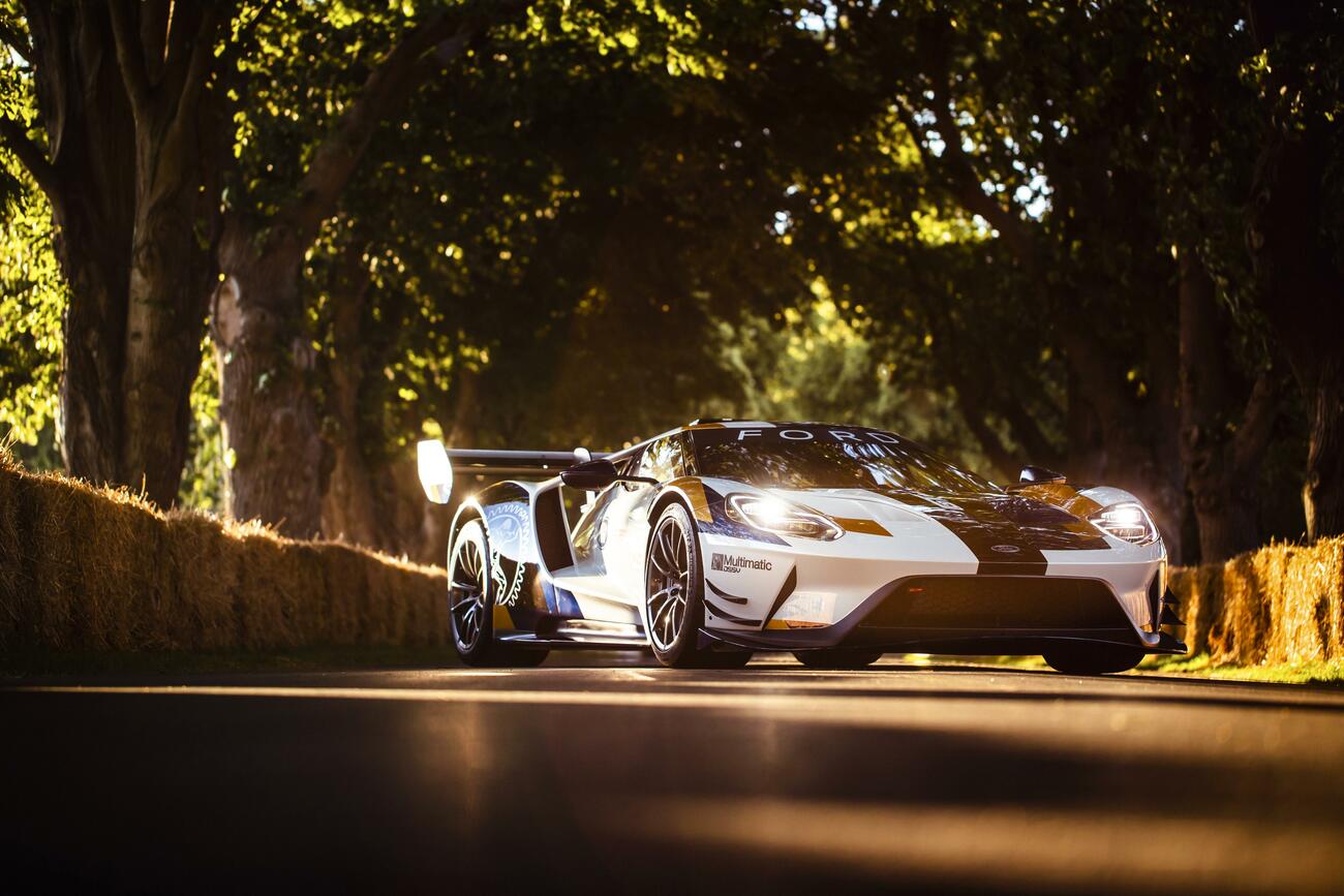 Ford GT Mk II en el circuito de Goodwood