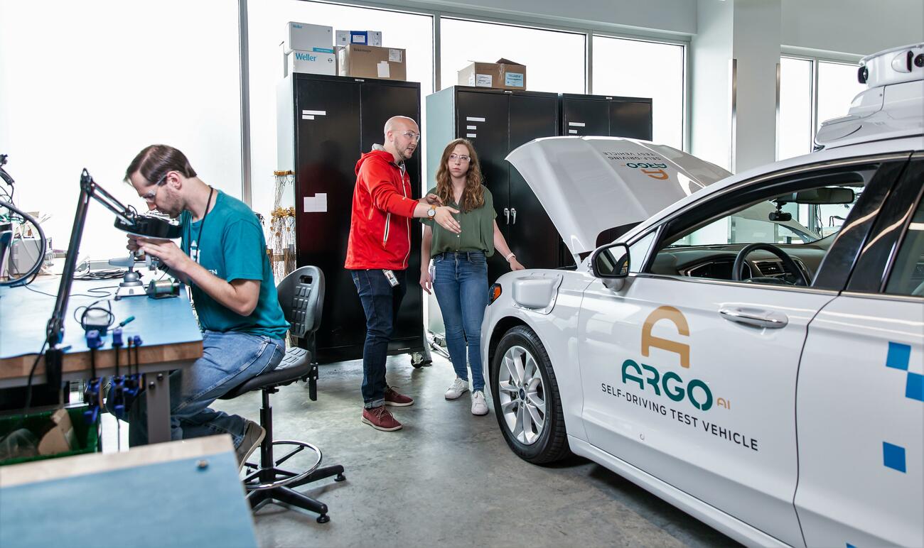 Laboratorio de la empresa de coche autónomo Argo Laboratorio de la empresa de coche autónomo Argo