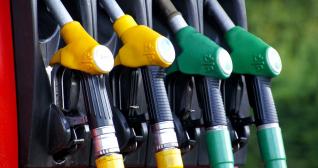 Surtidores de gasolina y diésel / PIXABAY Surtidores de gasolina y diésel / PIXABAY