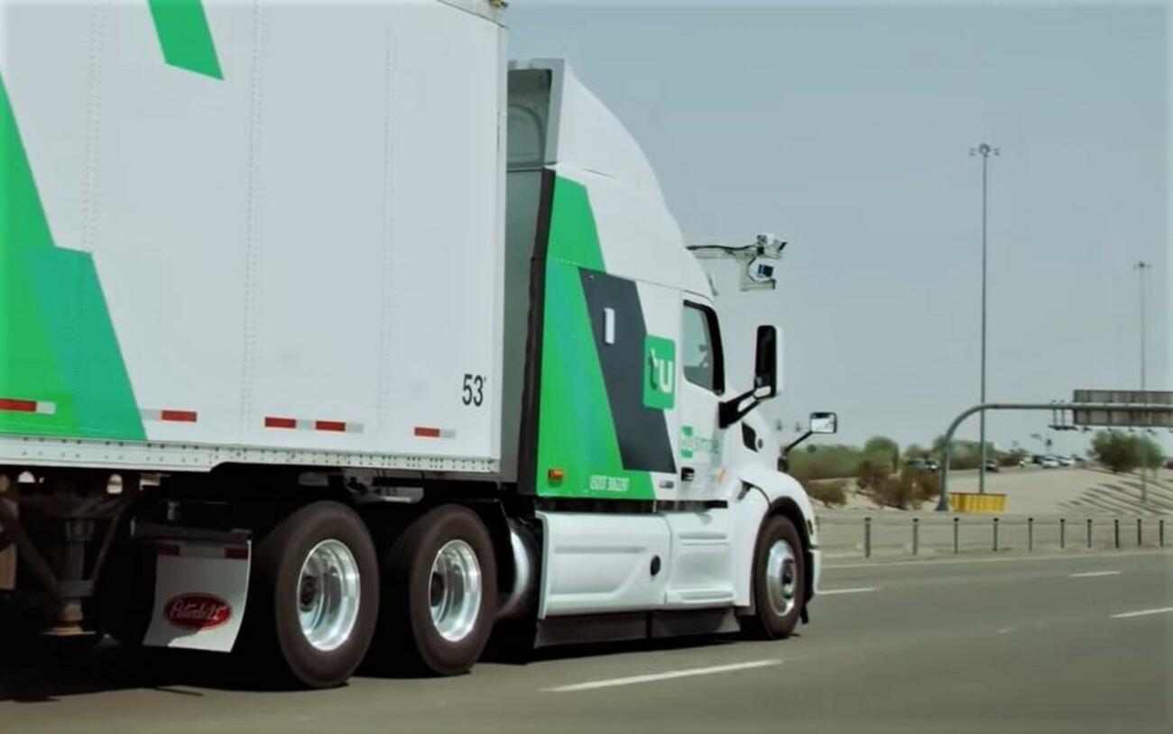 Un camión autónomo de TuSimple, donde ha entrado UPS