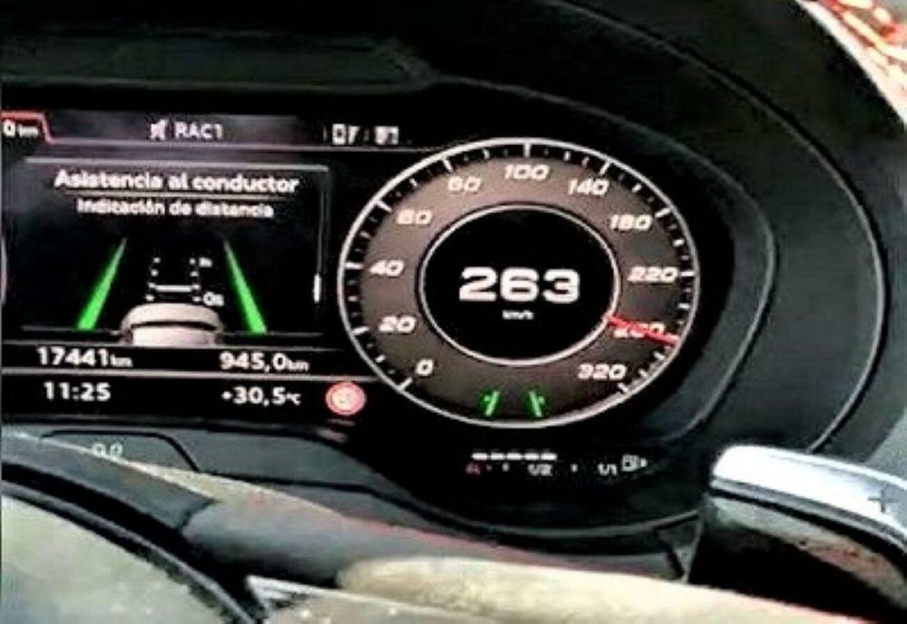 Conductor que se grabó a 263 km/h / MOSSOS