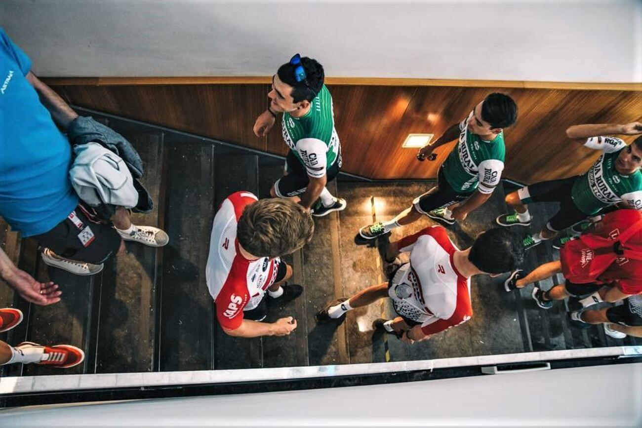 Presentación de los equipos de ciclistas de la Vuelta / SARAH MEYSSONNIER / LA VUELTA