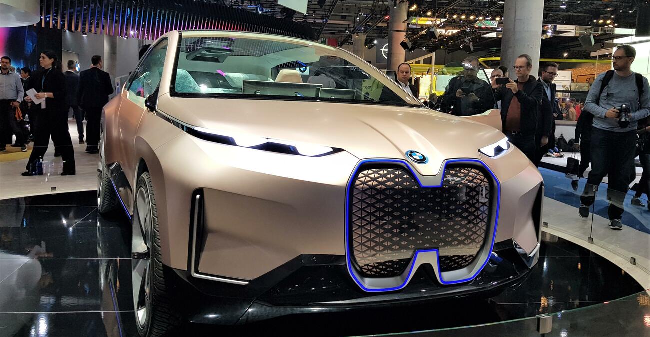 NUevo BMW iNext en el Salón de Fránkfurt NUevo BMW iNext en el Salón de Fránkfurt