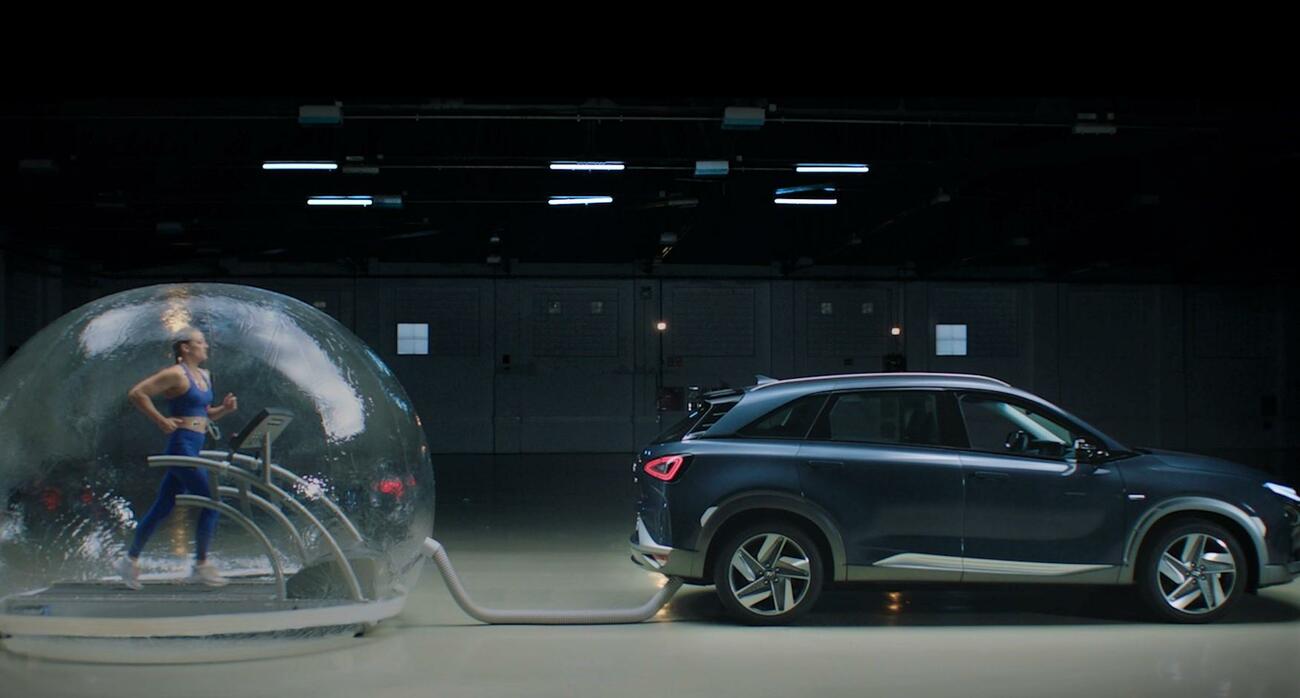 Vídeo de Mireia Belmonte en un experimento con el Hyundai Nexo de hidrógeno Vídeo de Mireia Belmonte en un experimento con el Hyundai Nexo de hidrógeno