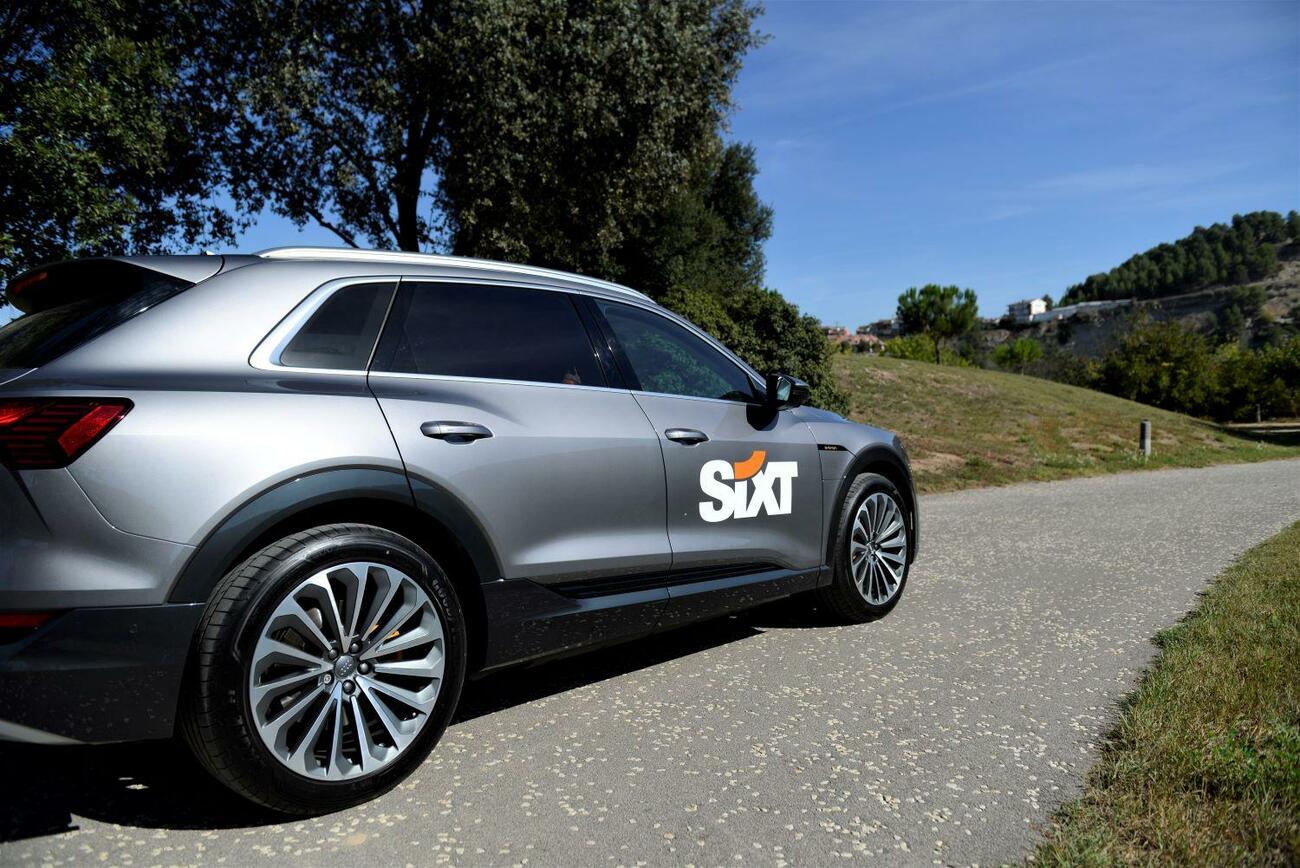 Audi e tron eléctrico de alquiler de Sixt Audi e tron eléctrico de alquiler de Sixt