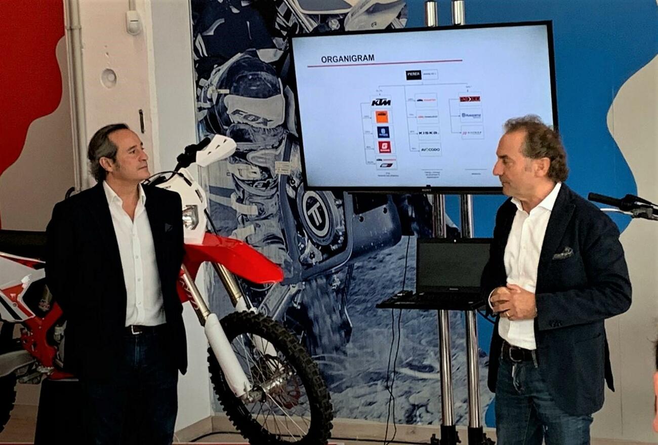Ramón Betolaza (Black Toro Capital) y Hubert Trunkenpolz (KTM) anuncian la inversión en Gas Gas / COCHE GLOBAL Ramón Betolaza (Black Toro Capital) y Hubert Trunkenpolz (KTM) anuncian la inversión en Gas Gas / COCHE GLOBAL