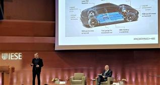 Oliver Blume, presidente de Porsche, en IESE