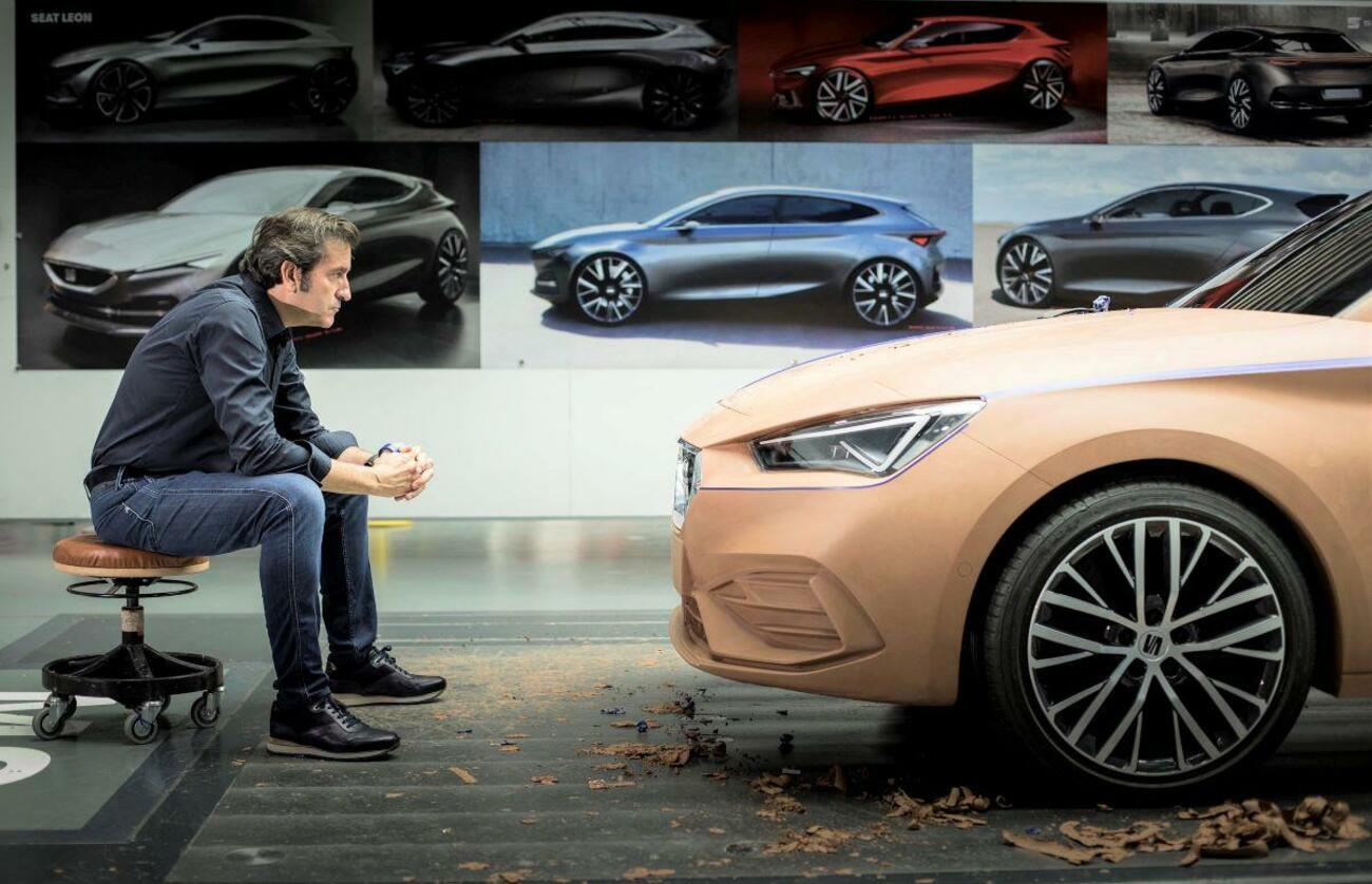 Alejandro Mesonero, director de diseño de Seat, con el nuevo Seat León Alejandro Mesonero, director de diseño de Seat, con el nuevo Seat León