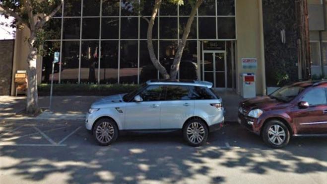 Primera sede de la 'startup' Tesla en California / GOOGLE MAPS