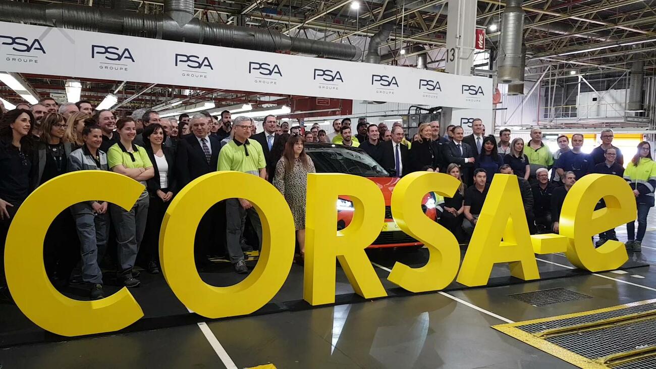 Celebración de la electrificación de la producción en la fábrica de PSA en Zaragoza / COCHE GLOBAL