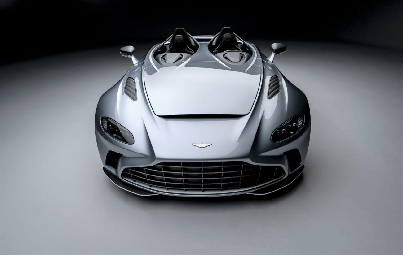 Aston Martin V12 Speedster / AM