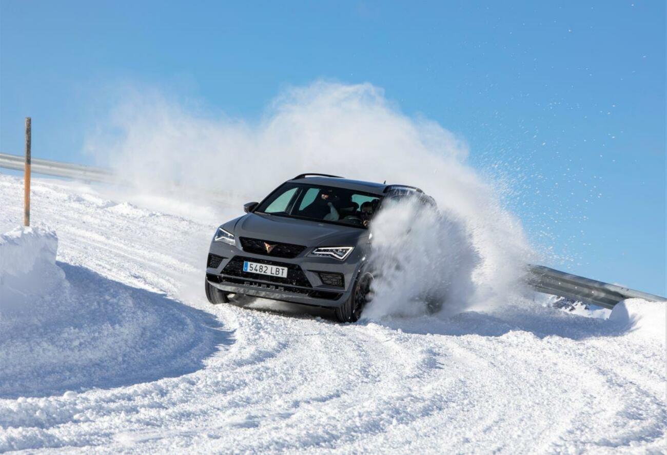 Cupra Ateca Limited Edition en una ruta por los Alpes / CUPRA