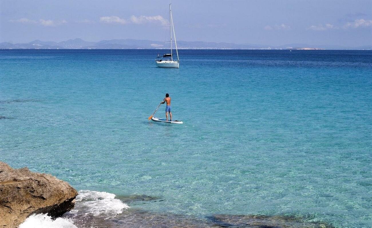 El mar desde una cala de Formentera / PIXABAY